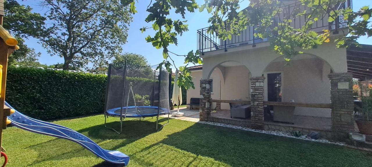 Villa Agava Umag Exterior photo