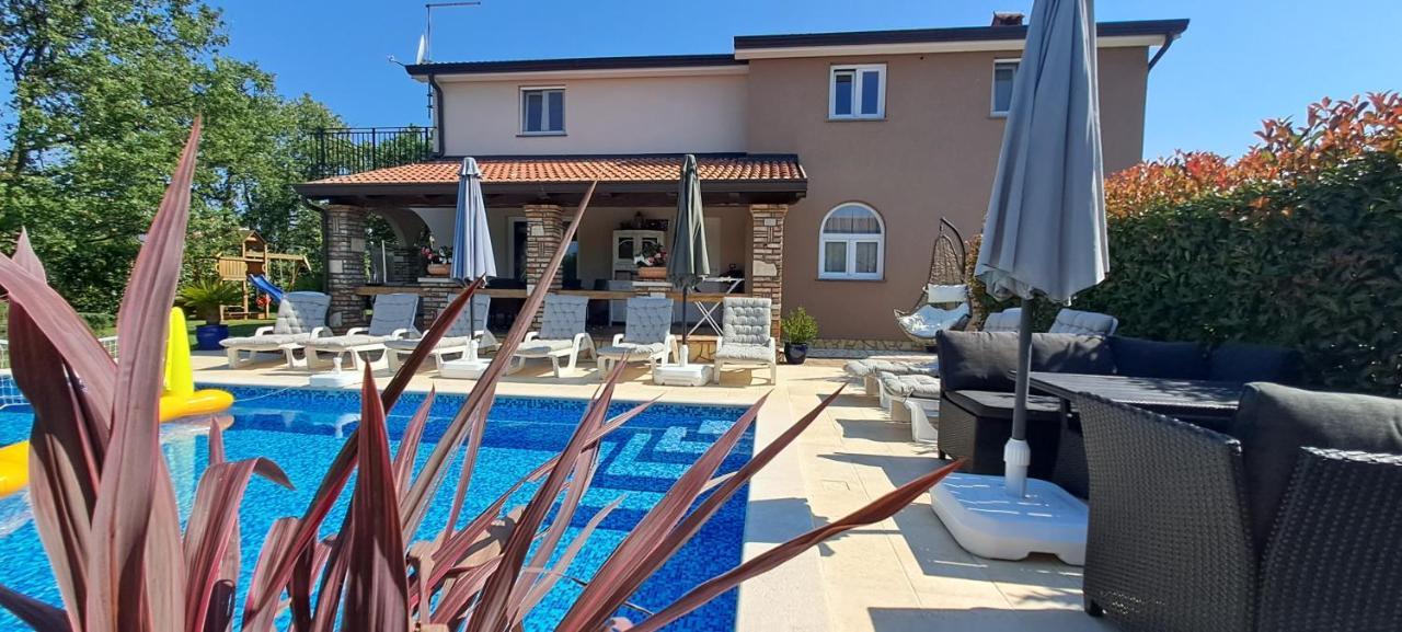 Villa Agava Umag Exterior photo